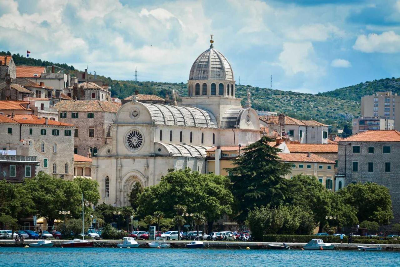 Apartment Anamaria Šibenik Exteriör bild