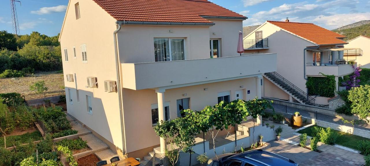 Apartment Anamaria Šibenik Exteriör bild